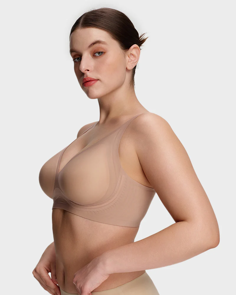 AirEase™ Supportive Wireless Deep-V Bra - Image 3